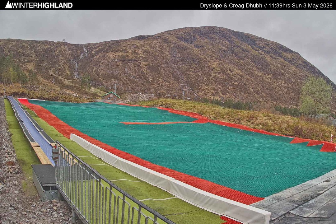 Archiv Foto Webcam Glencoe Mountain - Trocken-Skipiste