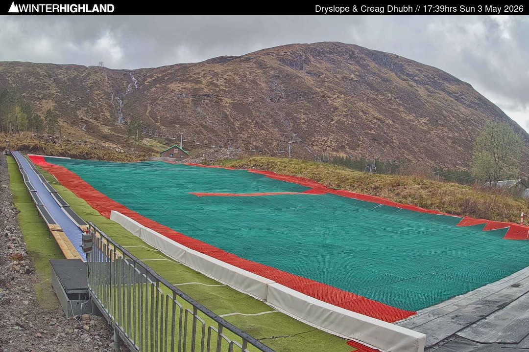 Archiv Foto Webcam Glencoe Mountain - Trocken-Skipiste