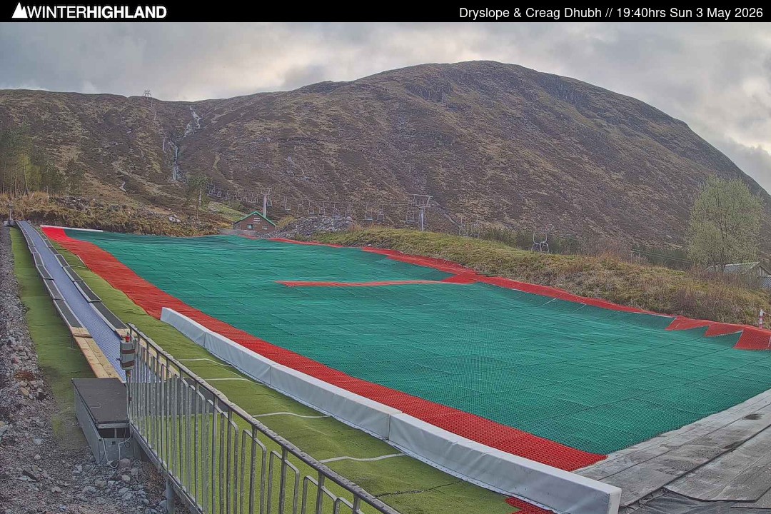 Archiv Foto Webcam Glencoe Mountain - Trocken-Skipiste