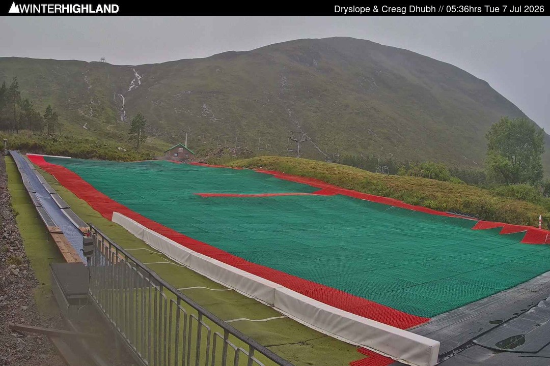 Archiv Foto Webcam Glencoe Mountain - Trocken-Skipiste