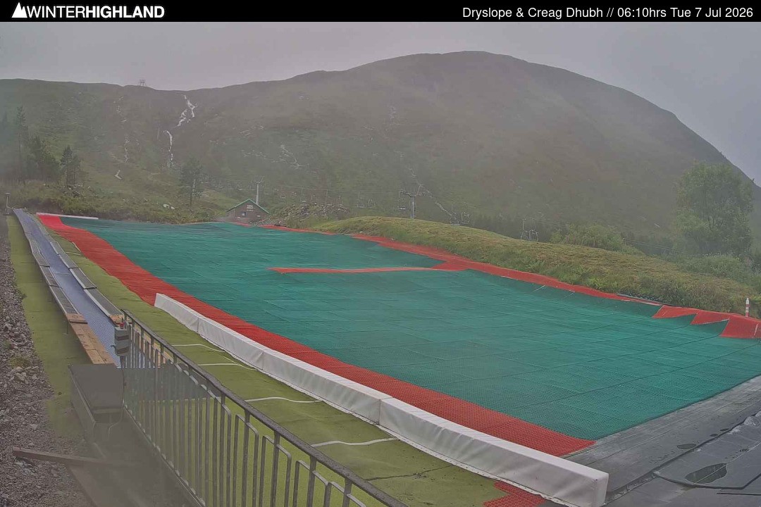 Archiv Foto Webcam Glencoe Mountain - Trocken-Skipiste