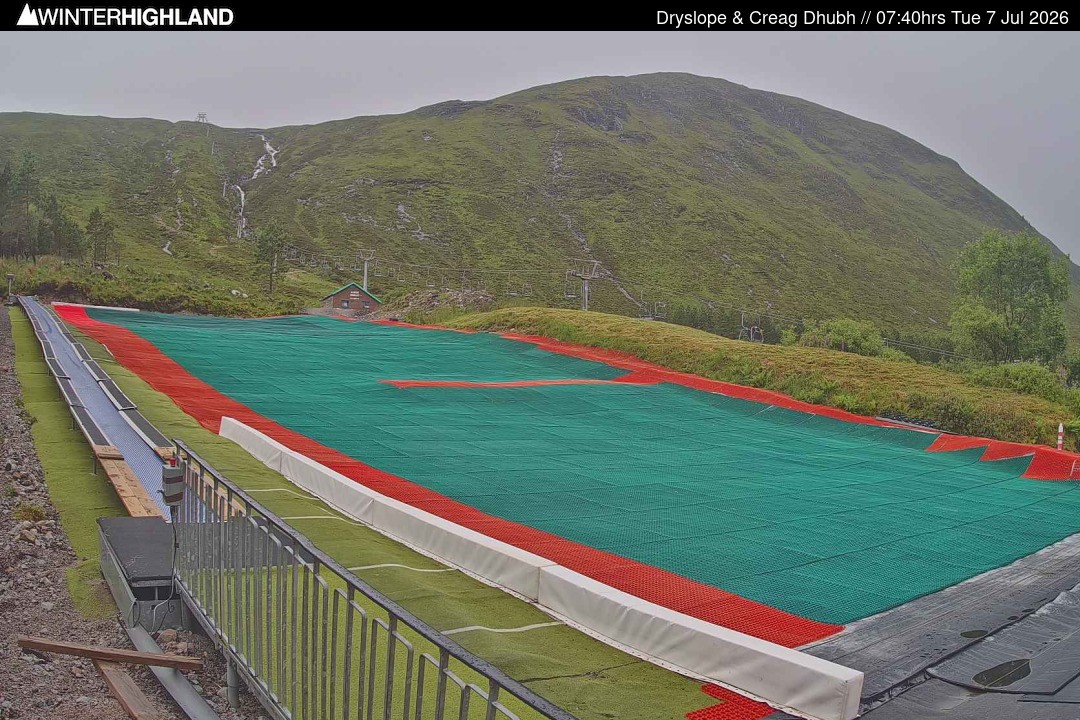 Archiv Foto Webcam Glencoe Mountain - Trocken-Skipiste