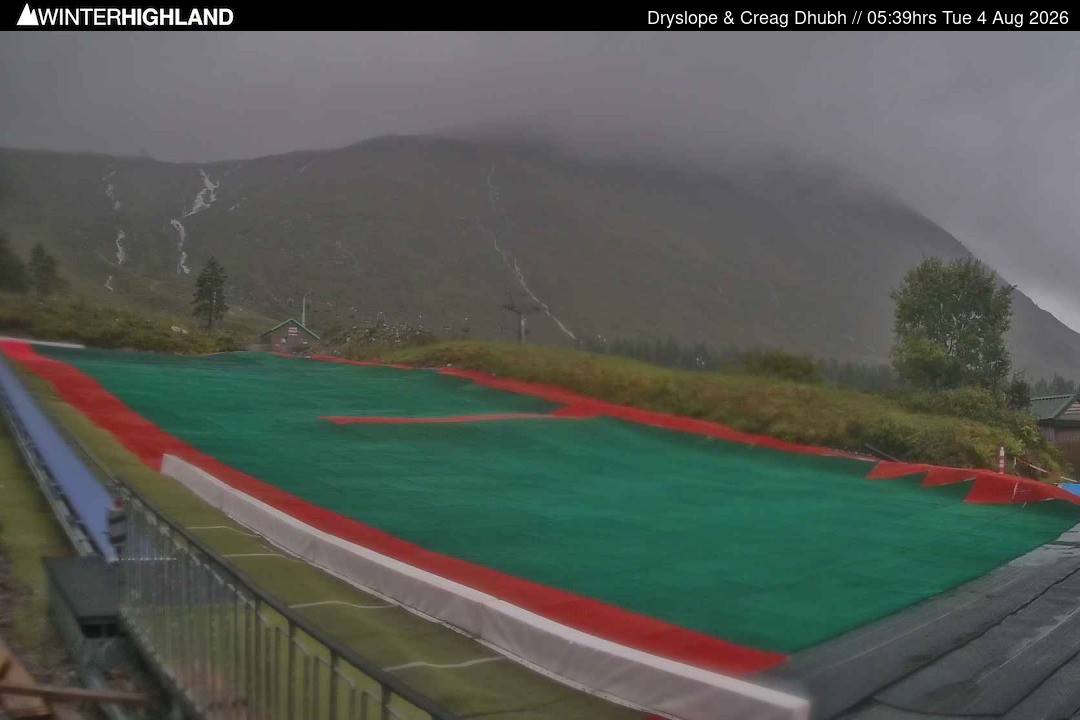 Archiv Foto Webcam Glencoe Mountain - Trocken-Skipiste