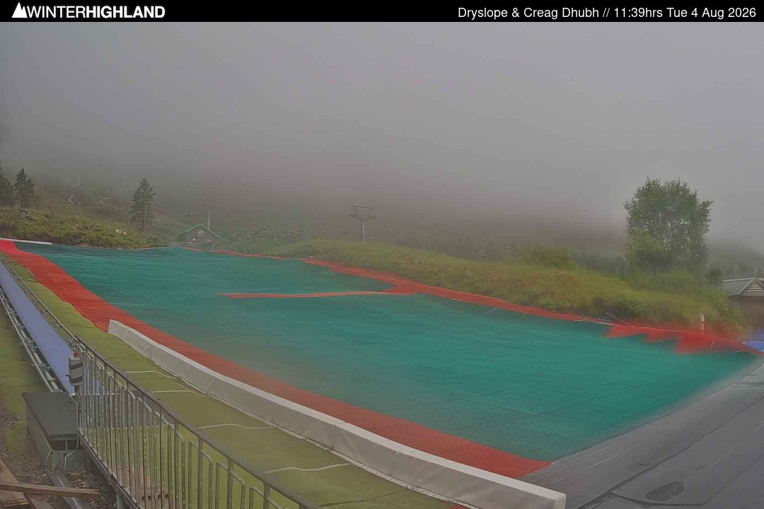 Archiv Foto Webcam Glencoe Mountain - Trocken-Skipiste