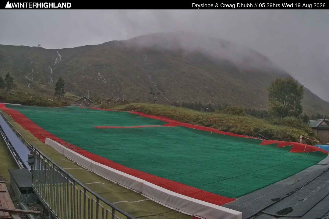 Archiv Foto Webcam Glencoe Mountain - Trocken-Skipiste