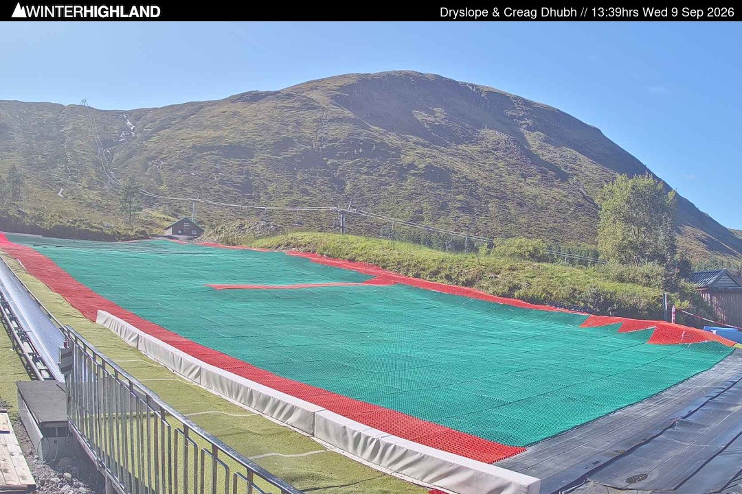 Archiv Foto Webcam Glencoe Mountain - Trocken-Skipiste