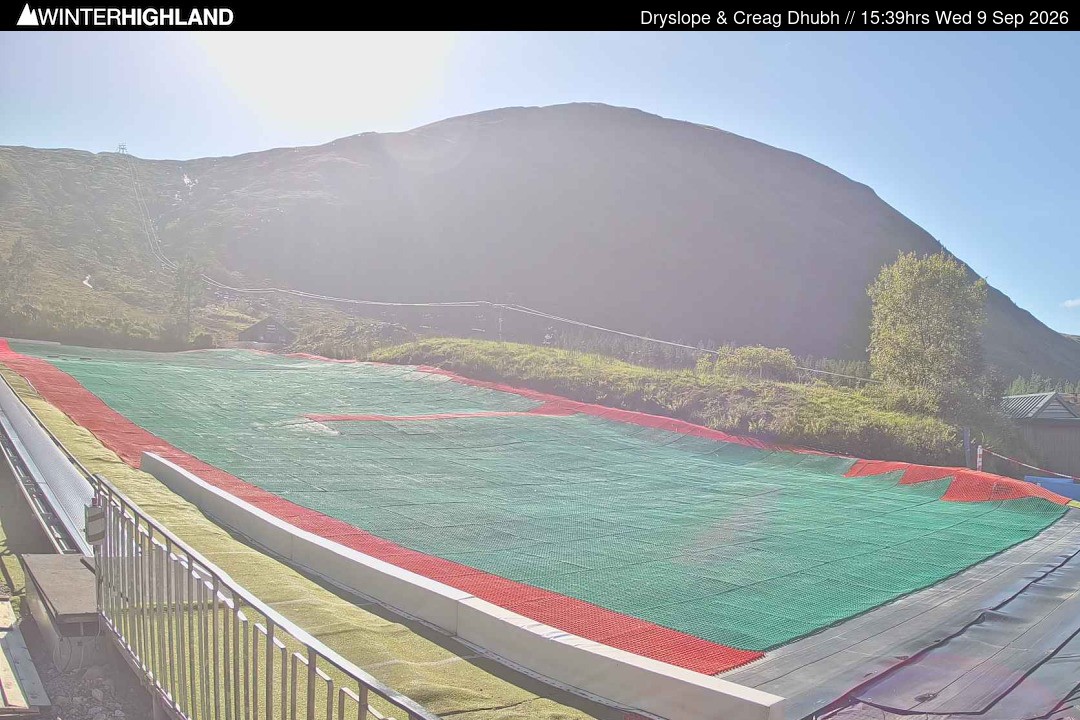 Archiv Foto Webcam Glencoe Mountain - Trocken-Skipiste