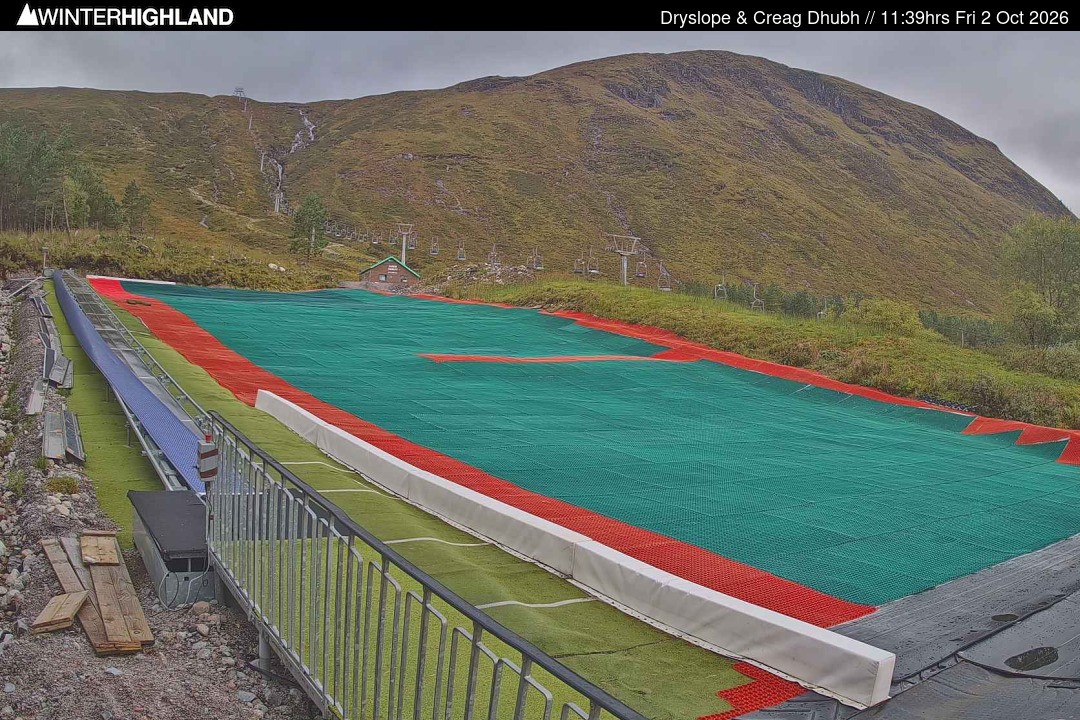 Archiv Foto Webcam Glencoe Mountain - Trocken-Skipiste