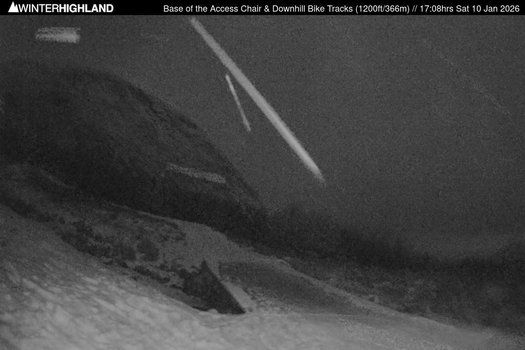 Archiv Foto Webcam Glencoe Mountain - Talstation - Cafe