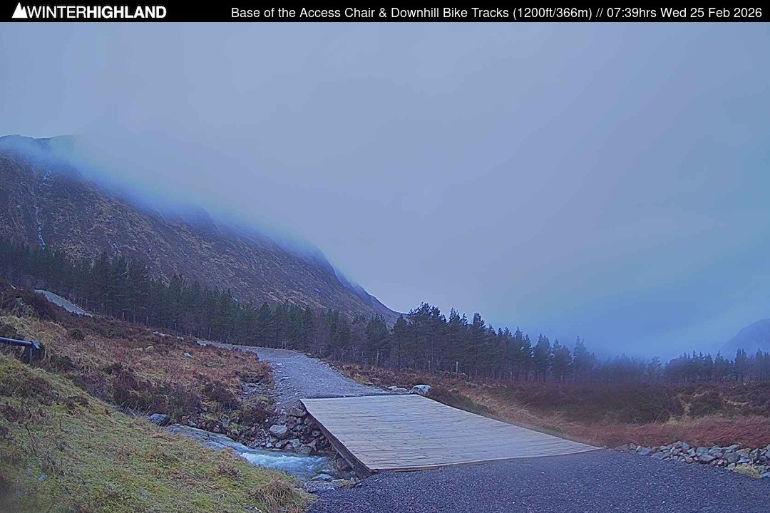 Archiv Foto Webcam Glencoe Mountain - Talstation - Cafe
