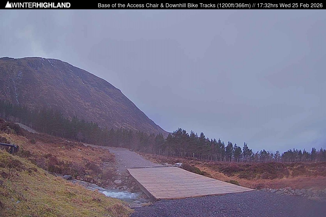 Archiv Foto Webcam Glencoe Mountain - Talstation - Cafe