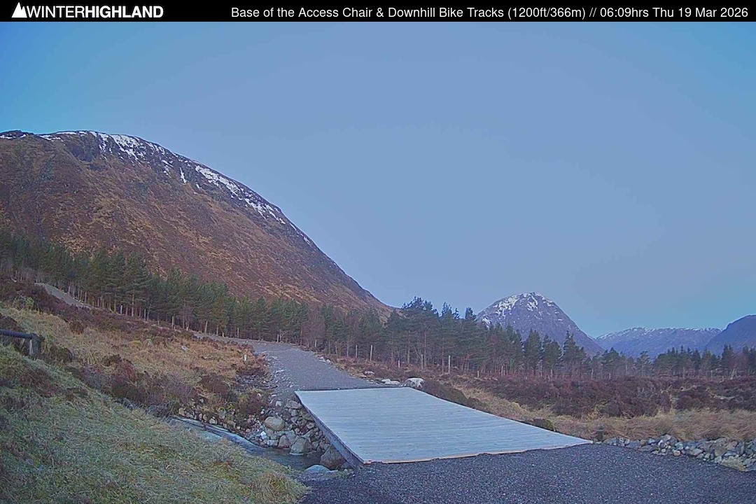 Archiv Foto Webcam Glencoe Mountain - Talstation - Cafe