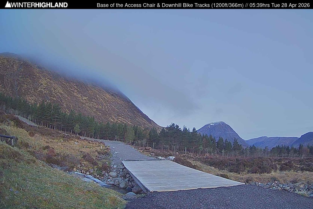 Archiv Foto Webcam Glencoe Mountain - Talstation - Cafe