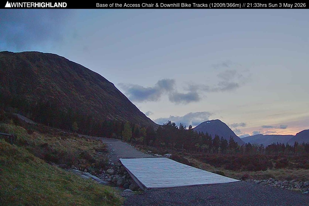 Archiv Foto Webcam Glencoe Mountain - Talstation - Cafe