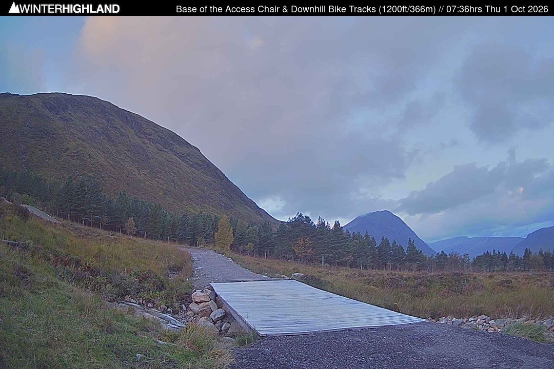 Archiv Foto Webcam Glencoe Mountain - Talstation - Cafe