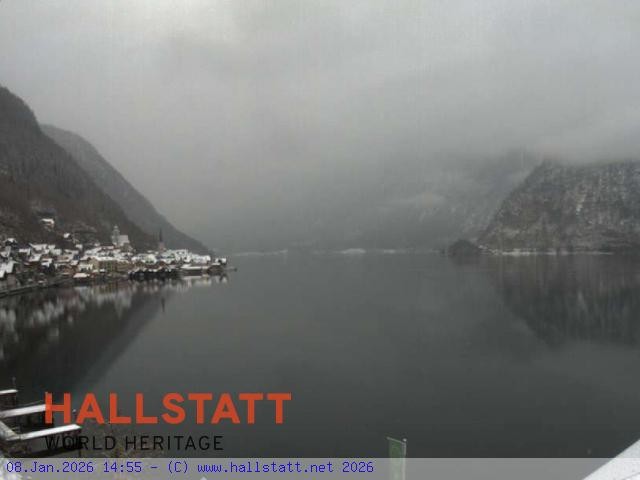 Archived image Webcam Hallstatt: Village and Lake