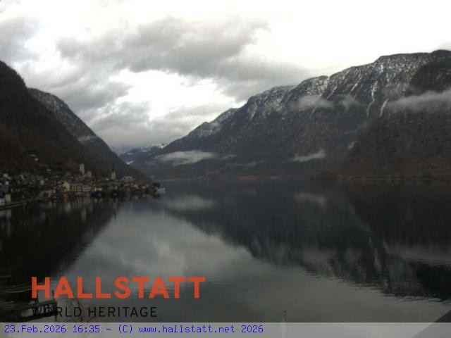 Archiv Foto Webcam Blick auf Hallstatt und den Hallstättersee