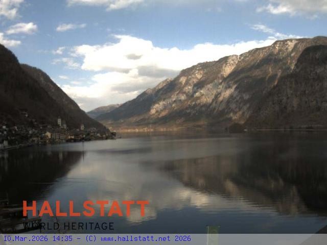 Archiv Foto Webcam Blick auf Hallstatt und den Hallstättersee
