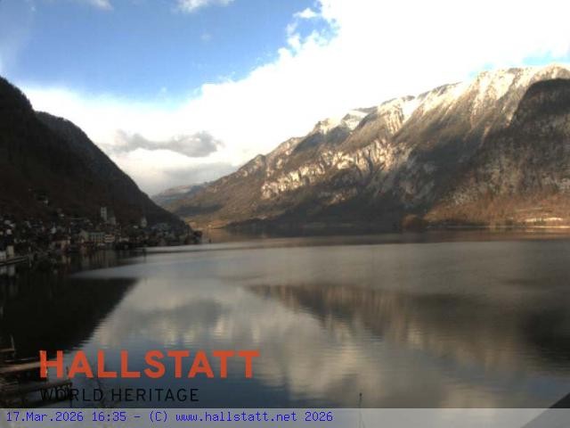 Archiv Foto Webcam Blick auf Hallstatt und den Hallstättersee
