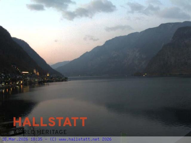 Archiv Foto Webcam Blick auf Hallstatt und den Hallstättersee