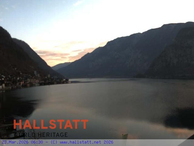 Archiv Foto Webcam Blick auf Hallstatt und den Hallstättersee