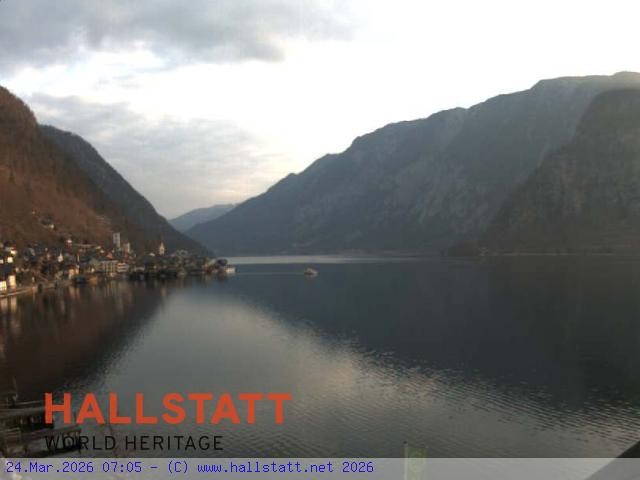 Archiv Foto Webcam Blick auf Hallstatt und den Hallstättersee