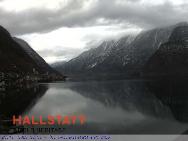 Archiv Foto Webcam Blick auf Hallstatt und den Hallstättersee