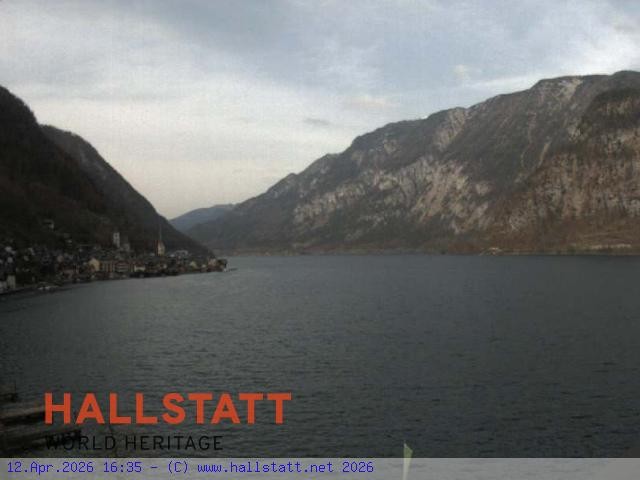 Archiv Foto Webcam Blick auf Hallstatt und den Hallstättersee