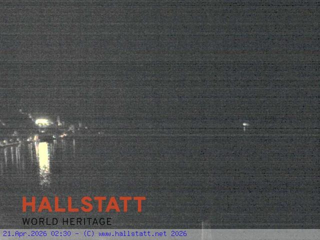 Archived image Webcam Hallstatt: Village and Lake