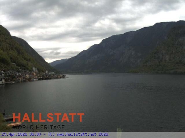 Archiv Foto Webcam Blick auf Hallstatt und den Hallstättersee