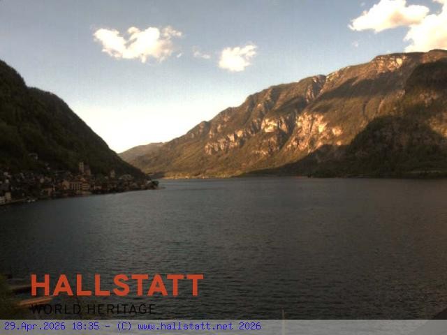 Archiv Foto Webcam Blick auf Hallstatt und den Hallstättersee