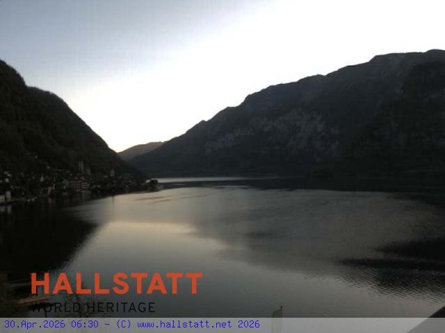 Archiv Foto Webcam Blick auf Hallstatt und den Hallstättersee