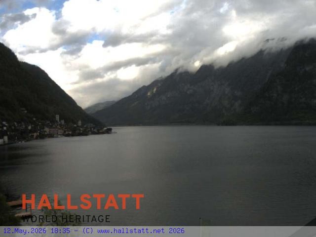 Archiv Foto Webcam Blick auf Hallstatt und den Hallstättersee