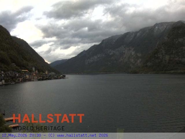Archiv Foto Webcam Blick auf Hallstatt und den Hallstättersee