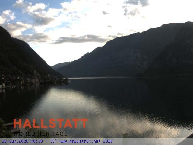 Archiv Foto Webcam Blick auf Hallstatt und den Hallstättersee