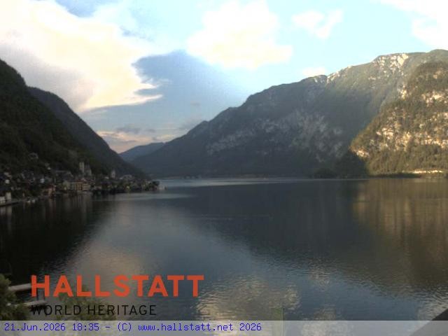 Archiv Foto Webcam Blick auf Hallstatt und den Hallstättersee