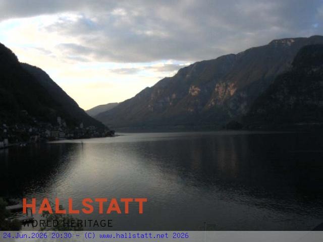 Archiv Foto Webcam Blick auf Hallstatt und den Hallstättersee