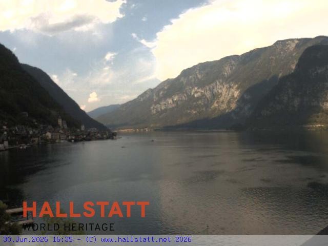 Archiv Foto Webcam Blick auf Hallstatt und den Hallstättersee