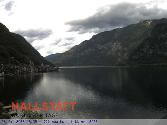 Archiv Foto Webcam Blick auf Hallstatt und den Hallstättersee