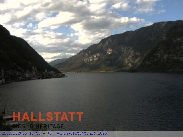 Archiv Foto Webcam Blick auf Hallstatt und den Hallstättersee