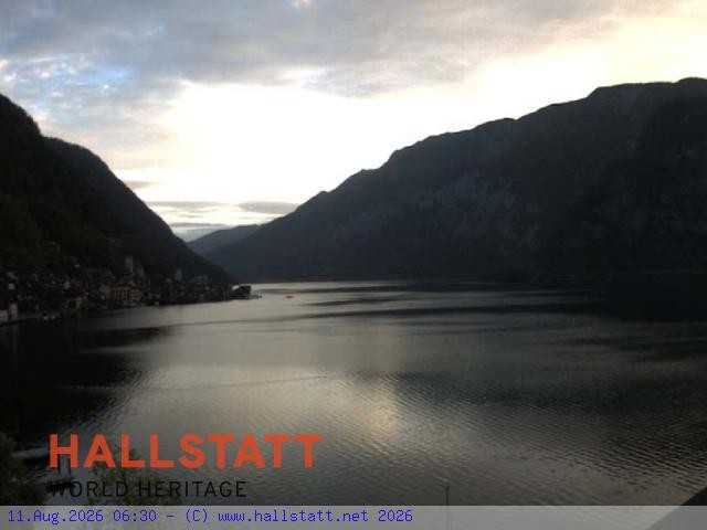 Archiv Foto Webcam Blick auf Hallstatt und den Hallstättersee