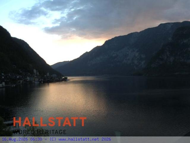 Archiv Foto Webcam Blick auf Hallstatt und den Hallstättersee