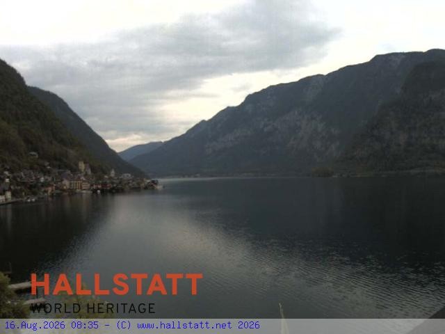 Archiv Foto Webcam Blick auf Hallstatt und den Hallstättersee