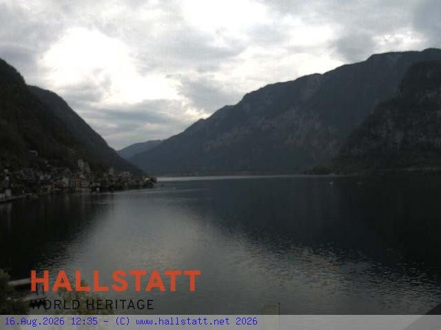 Archiv Foto Webcam Blick auf Hallstatt und den Hallstättersee