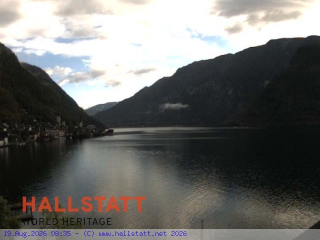 Archiv Foto Webcam Blick auf Hallstatt und den Hallstättersee