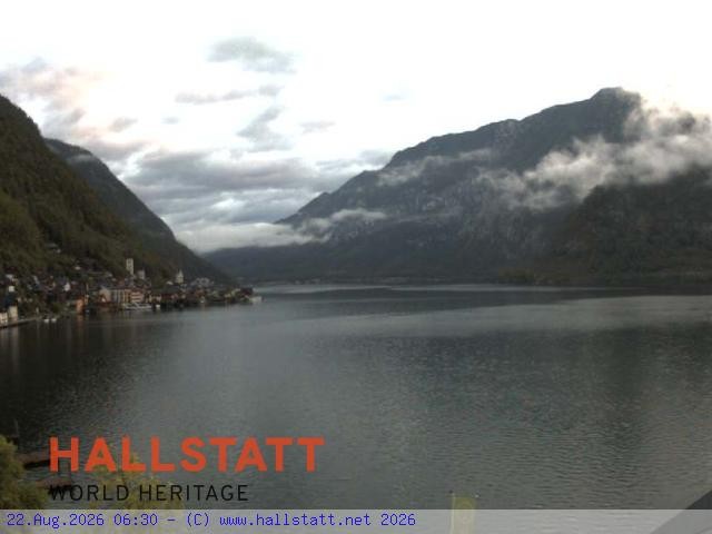 Archiv Foto Webcam Blick auf Hallstatt und den Hallstättersee