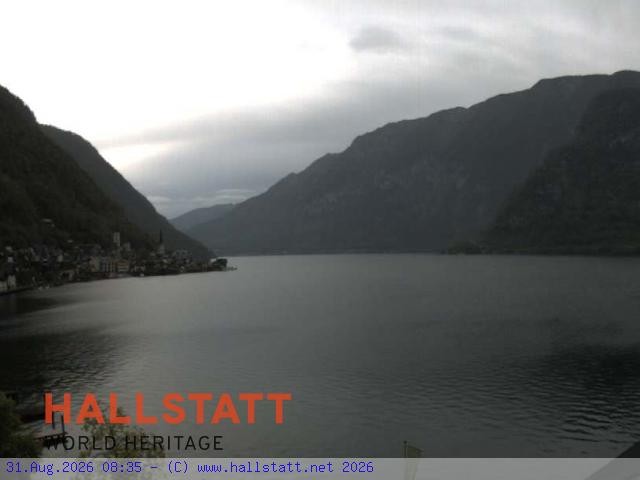 Archived image Webcam Hallstatt: Village and Lake