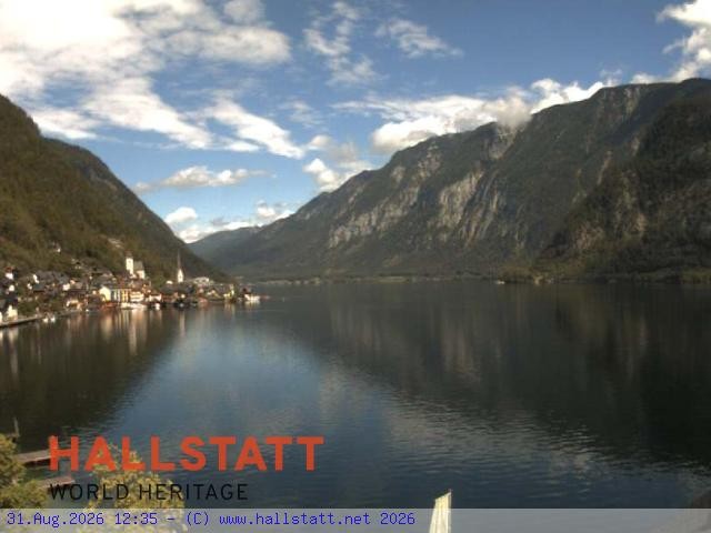 Archived image Webcam Hallstatt: Village and Lake
