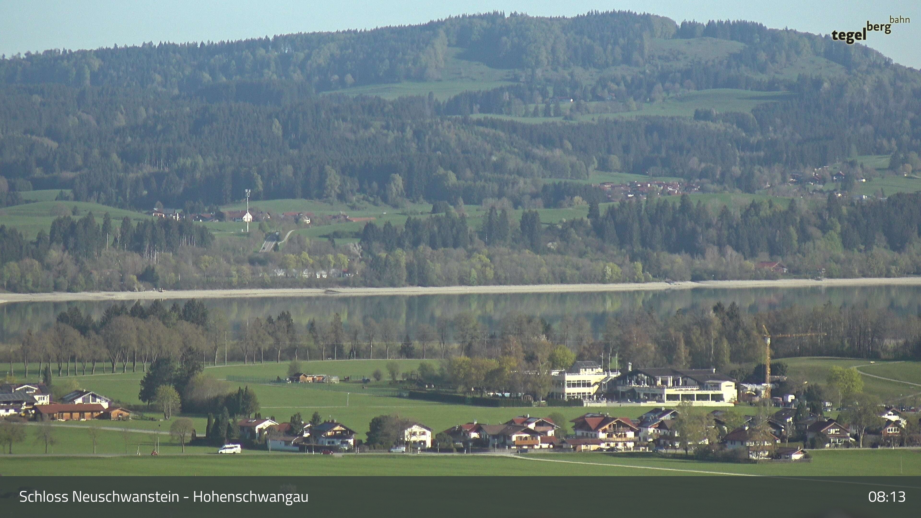 Archived image Webcam Lake Forggen, south bank and village Schwangau