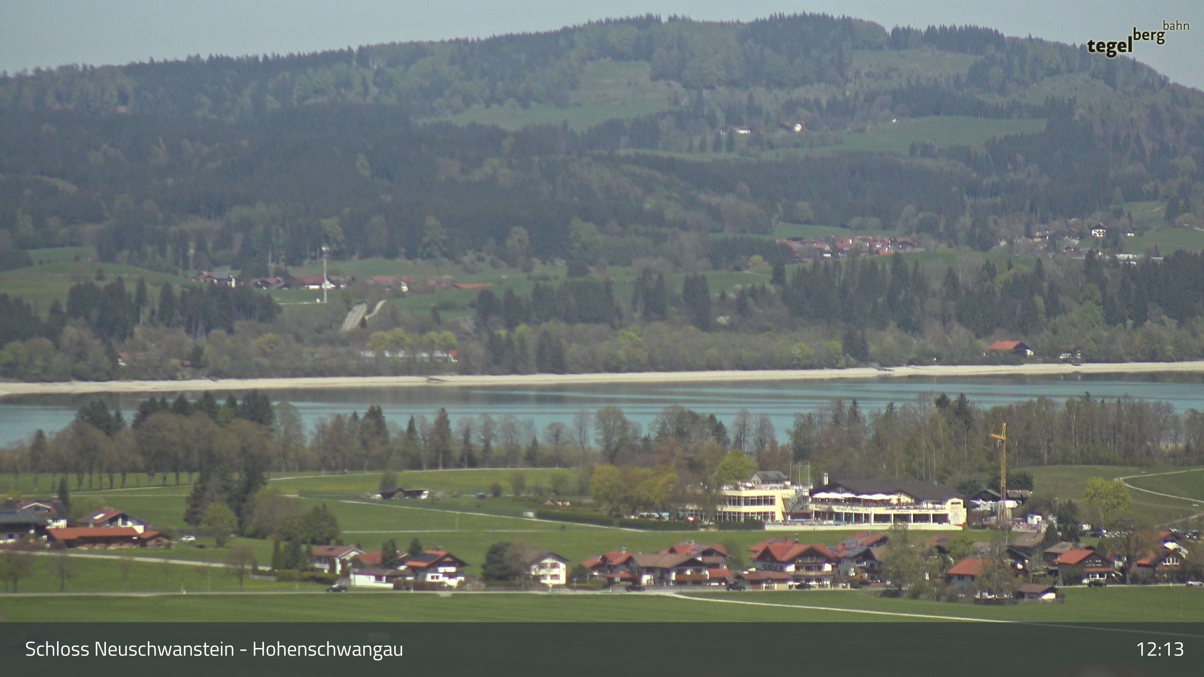 Archived image Webcam Lake Forggen, south bank and village Schwangau